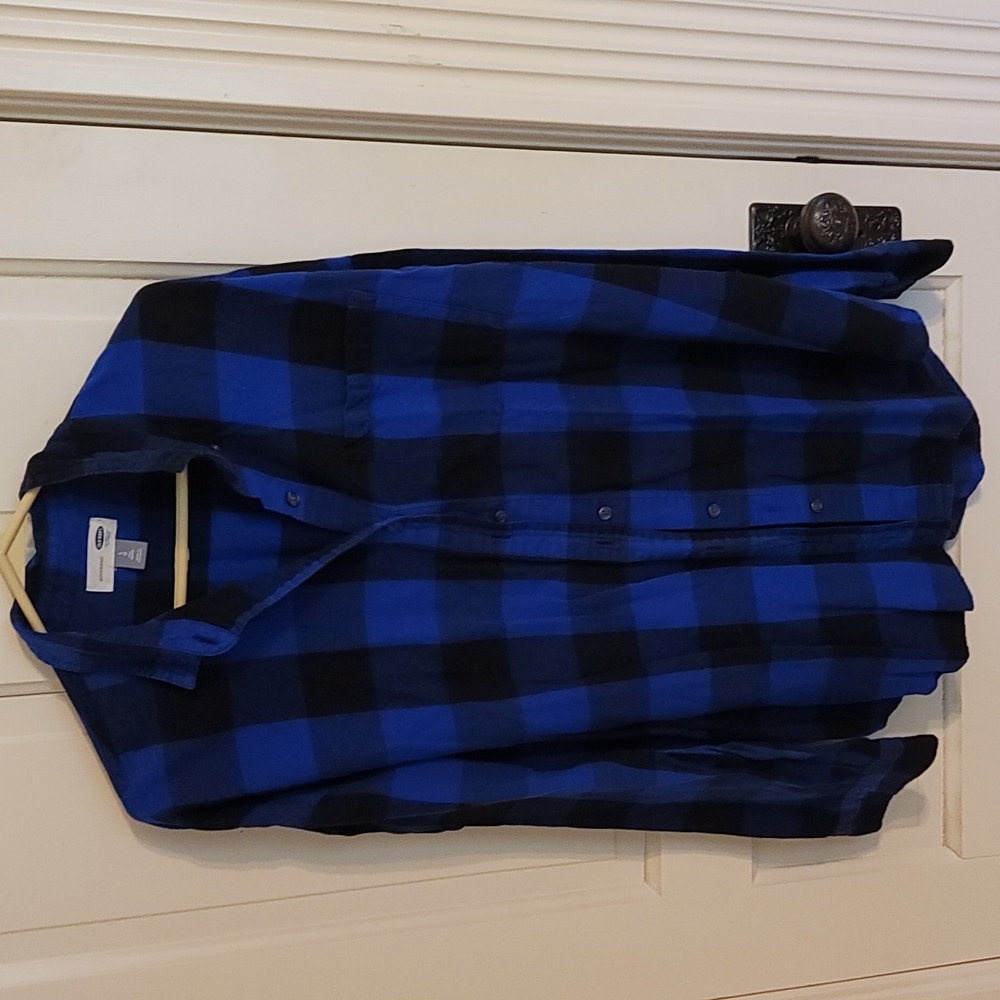 Old Navy boyfriend button down,  LONG length L tall